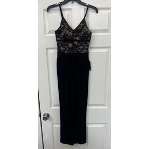 Gorgeous Women’s Express Lace Bodice Jumpsuit, Lined, NWT Size 2
